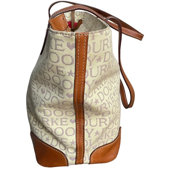 Dooney and Bourke tote bag - Picture 3 of 11
